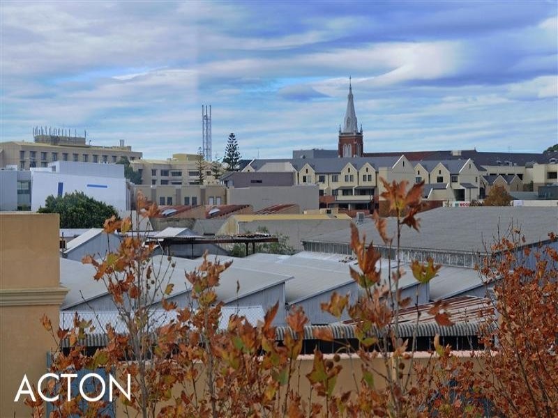 8/7 Centro Avenue, Subiaco WA 6008