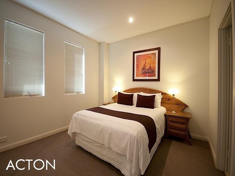 4/32 Outram Street, West Perth WA 6005