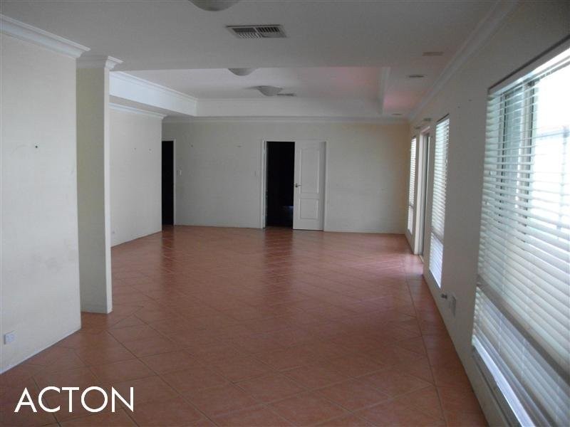 23 Belmont Road, Kenwick WA 6107