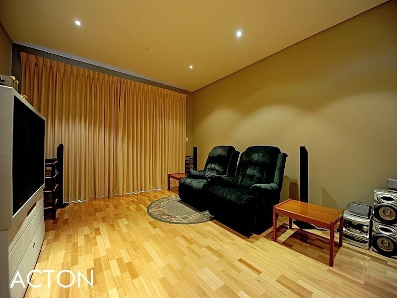 33/171 St. George’s Terrace, Perth WA 6000