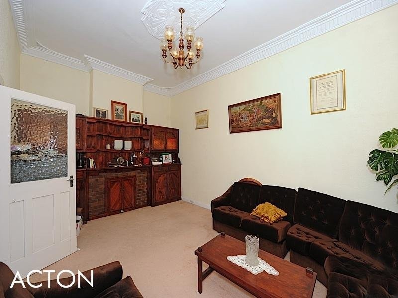 189 Seventh Avenue, Inglewood WA 6052