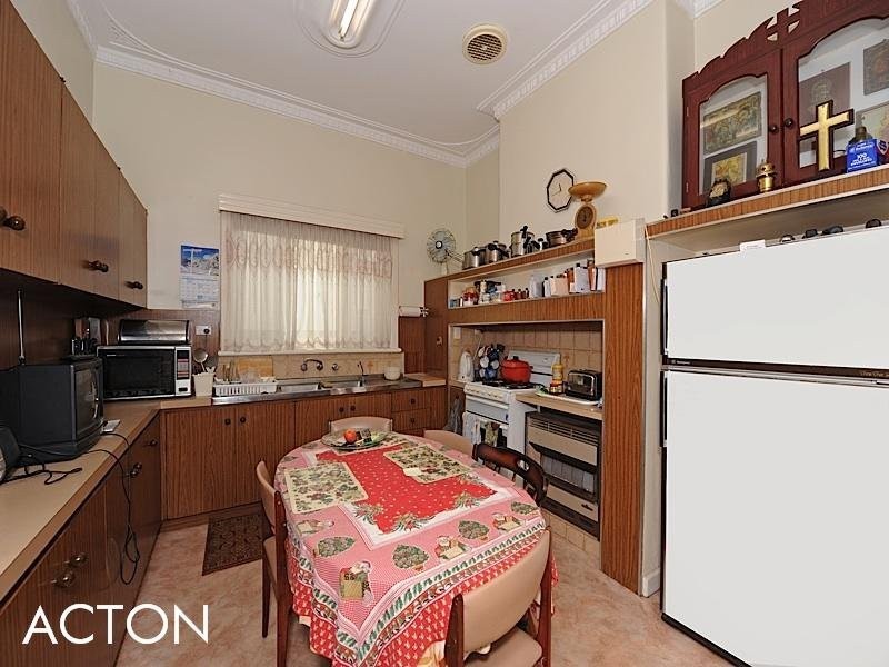 189 Seventh Avenue, Inglewood WA 6052