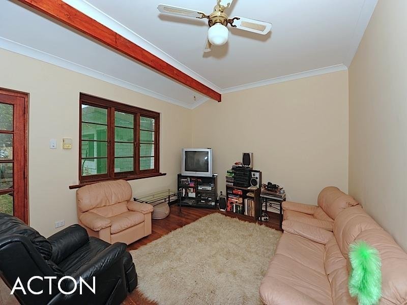 189 Seventh Avenue, Inglewood WA 6052