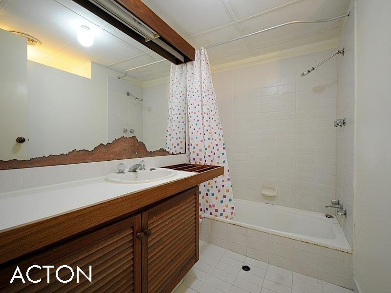 5/10 Aberdare Road, Shenton Park WA 6008