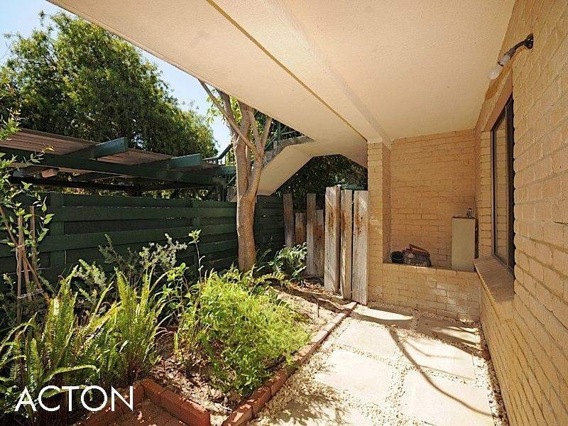 5/10 Aberdare Road, Shenton Park WA 6008