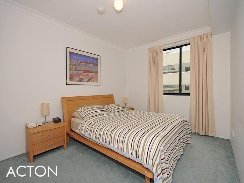 25/7 Bennett Street, East Perth WA 6004