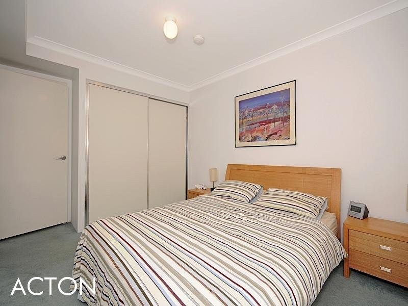 25/7 Bennett Street, East Perth WA 6004