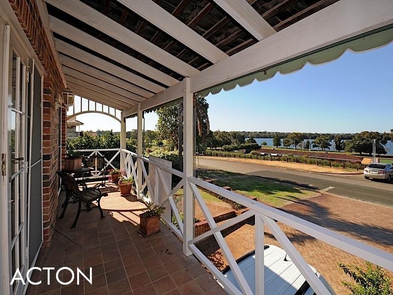 129 Gregory Street, Wembley WA 6014