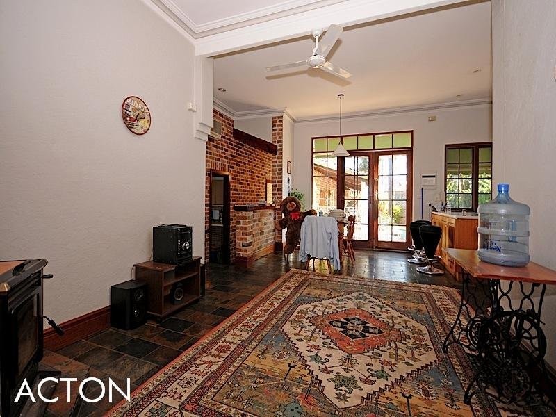 129 Gregory Street, Wembley WA 6014