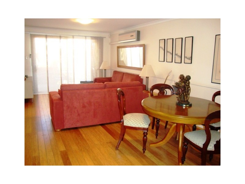 2/9 Kingston Avenue, West Perth WA 6005