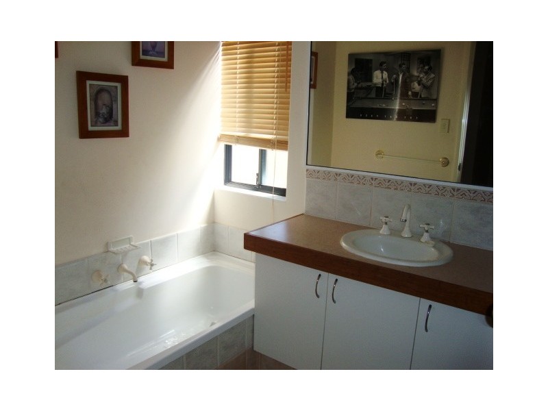 2/9 Kingston Avenue, West Perth WA 6005