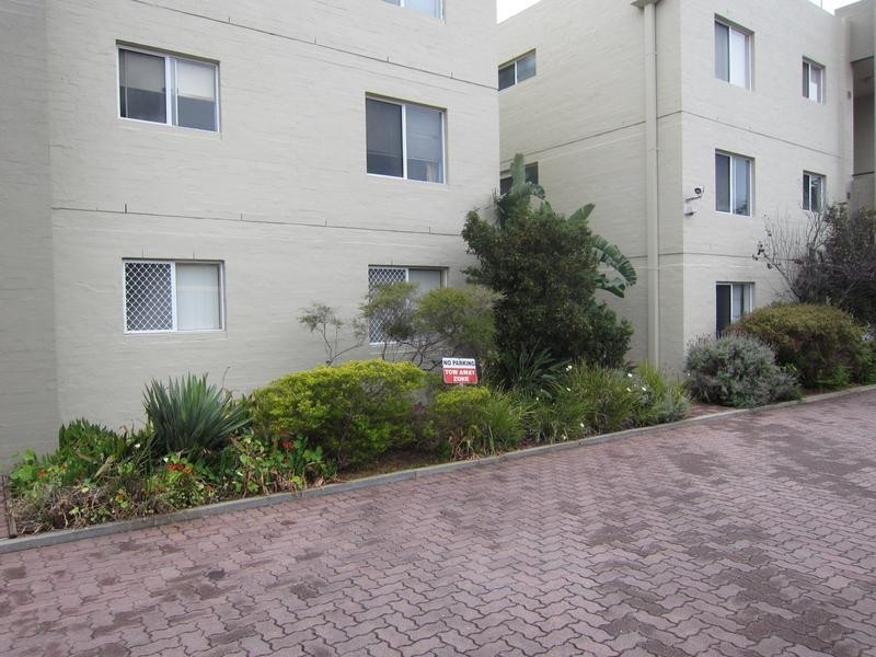 8/58 Nannine Place, Rivervale WA 6103