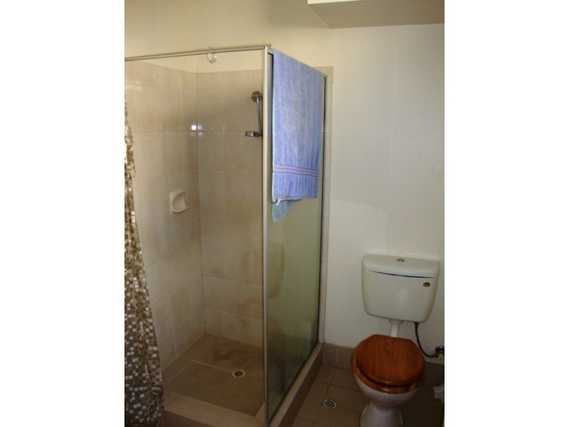 8/58 Nannine Place, Rivervale WA 6103