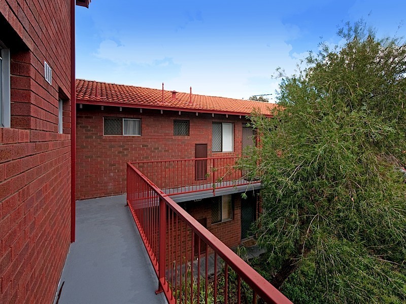 7/153 Ninth Avenue, Inglewood WA 6052
