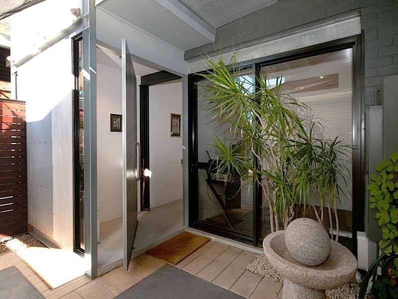 2/63 Heytesbury Road, Subiaco WA 6008