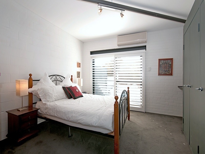 2/63 Heytesbury Road, Subiaco WA 6008