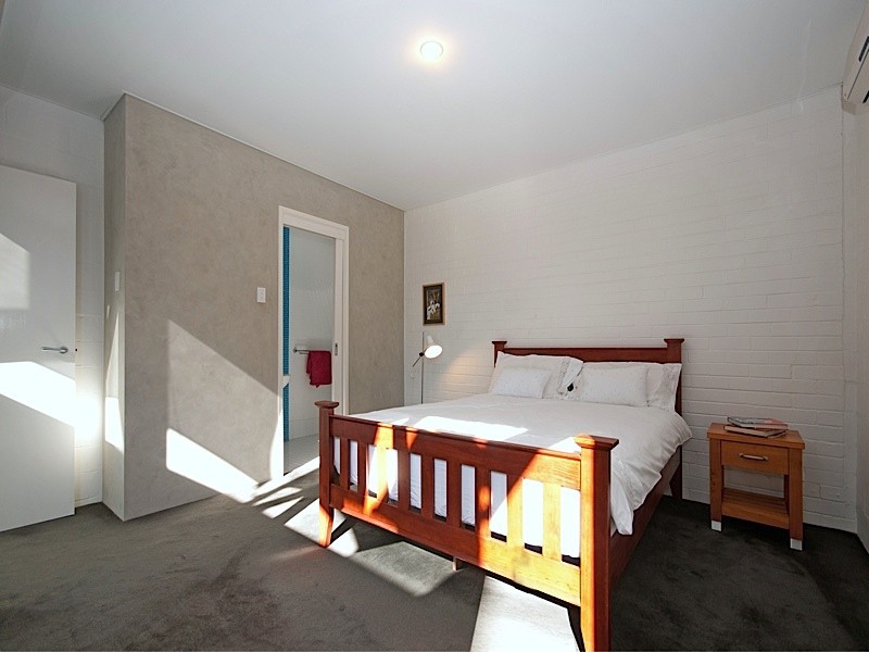 2/63 Heytesbury Road, Subiaco WA 6008