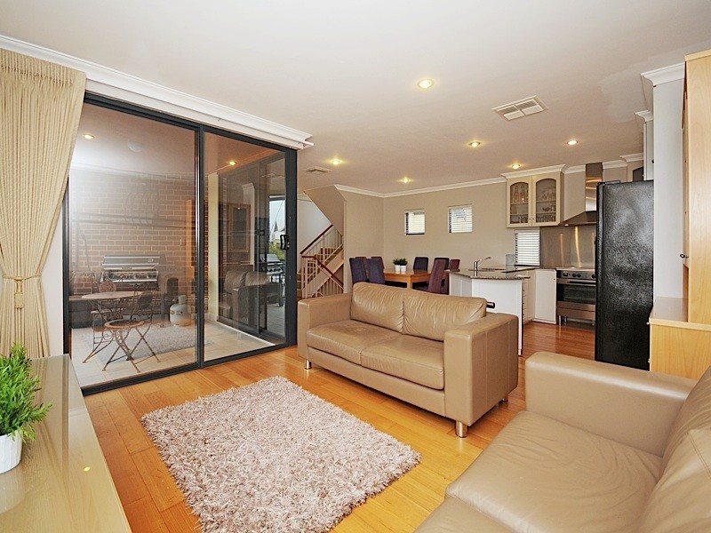 1 Tipperary Mews, Subiaco WA 6008