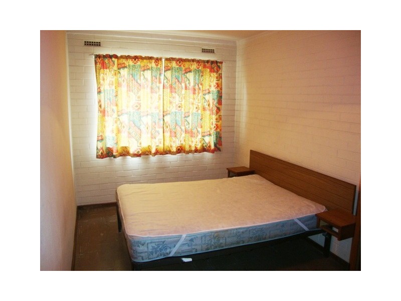 2/56 King George, Victoria Park WA 6100