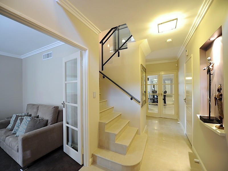 107 Peninsula Road, Maylands WA 6051