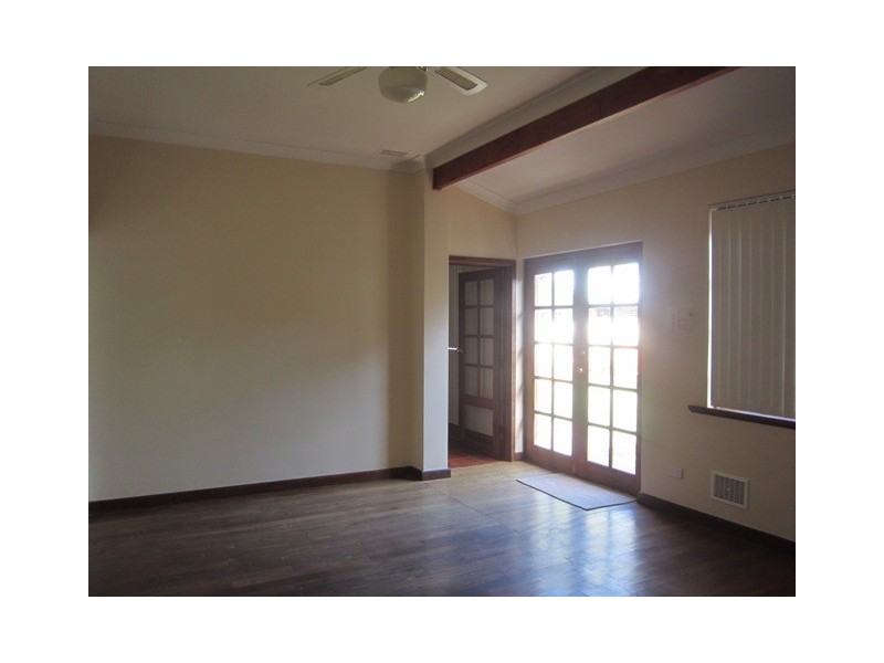 189 Seventh Avenue, Inglewood WA 6052