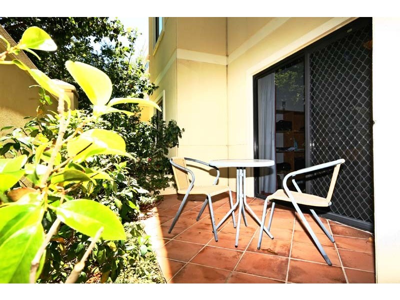 1/16 Kings Park Road, West Perth WA 6005