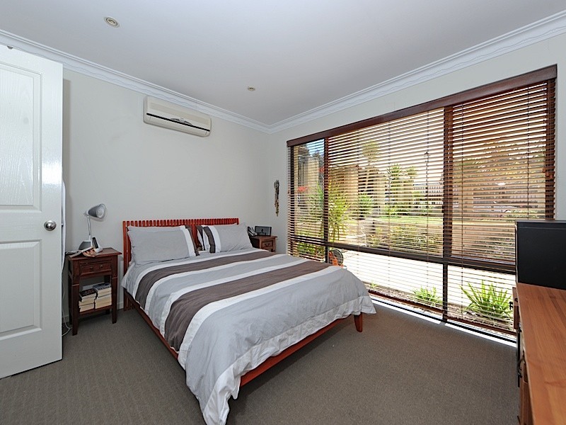 15 Stevens Street, Daglish WA 6008