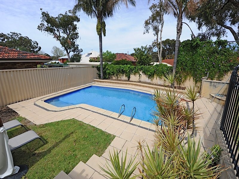 15 Stevens Street, Daglish WA 6008