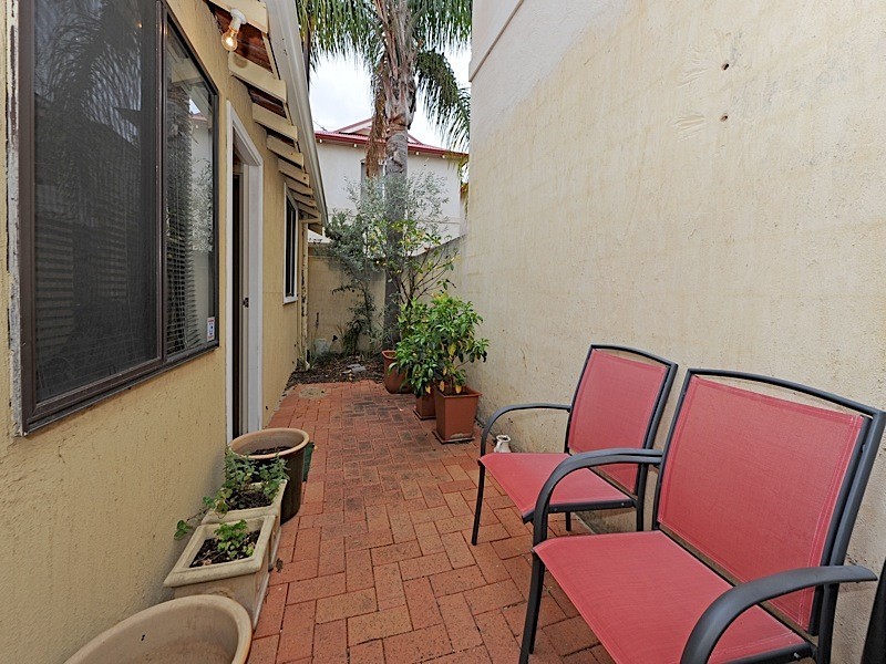 146 Richmond Street, Leederville WA 6007