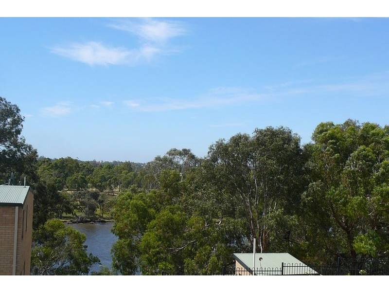 B4/66 Great Eastern Highway, Rivervale WA 6103