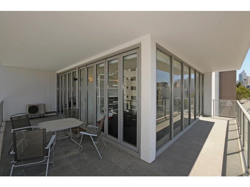 14/151 Adelaide Terrace, East Perth WA 6004