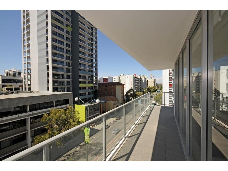 14/151 Adelaide Terrace, East Perth WA 6004