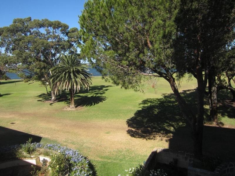 3/166 Broadway, Crawley WA 6009