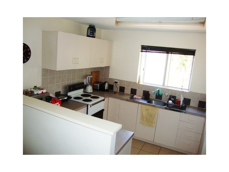 8/58 Nannine Place, Rivervale WA 6103