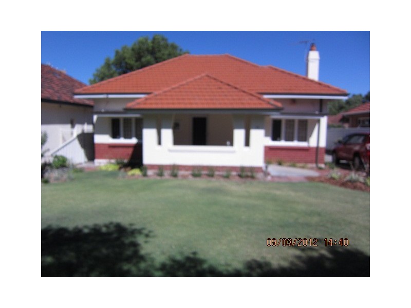 15 Robinson Terrace, Daglish WA 6008