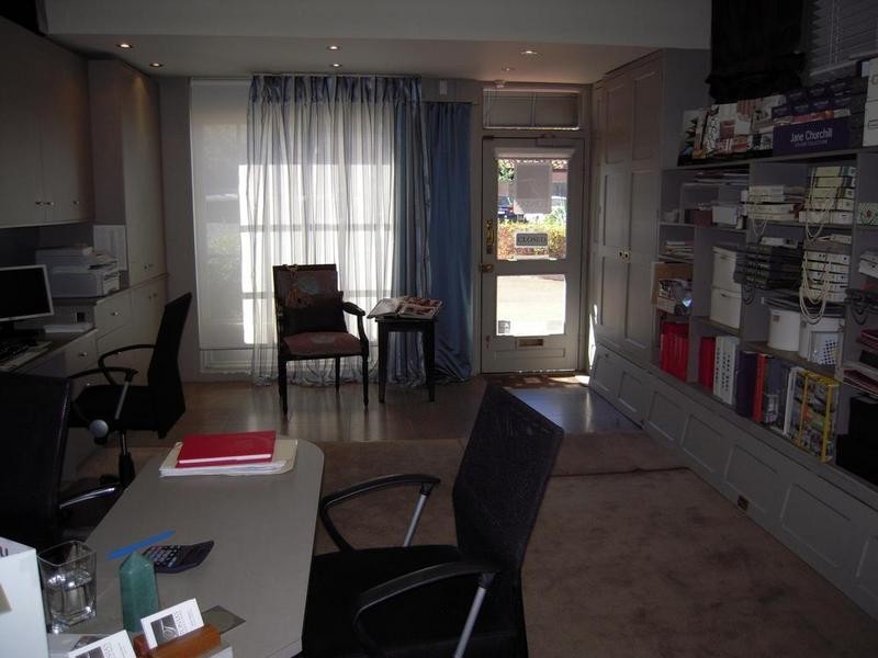 4/145 Stirling Highway, Nedlands WA 6009