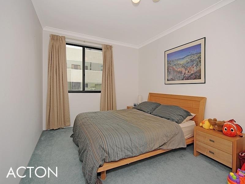 25/7 Bennett Street, East Perth WA 6004