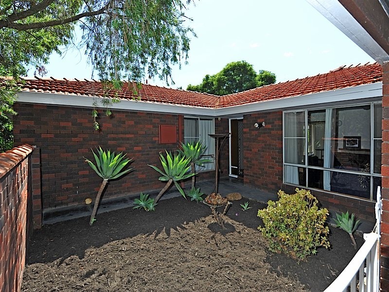 73 Selby Street, Daglish WA 6008