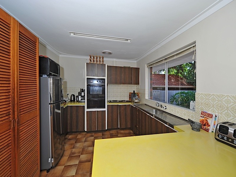 73 Selby Street, Daglish WA 6008