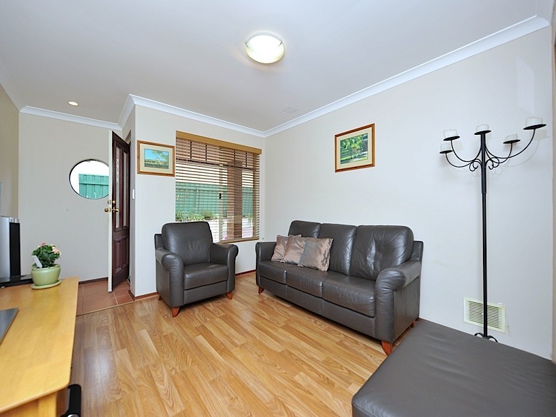 2/6 Quin Place, Innaloo WA 6018