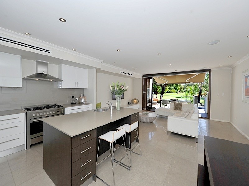 77 Lansdowne Lane, Subiaco WA 6008