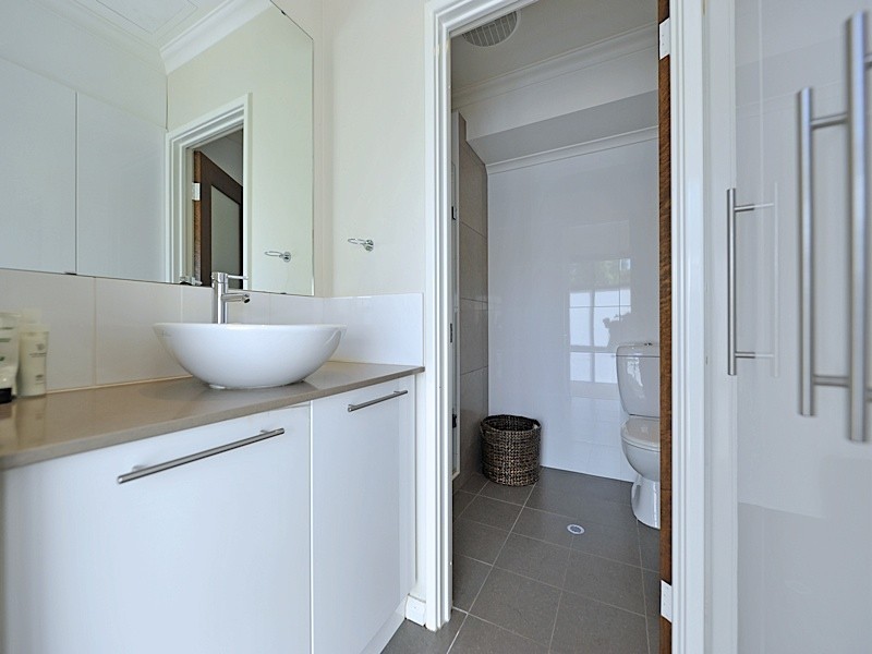 77 Lansdowne Lane, Subiaco WA 6008