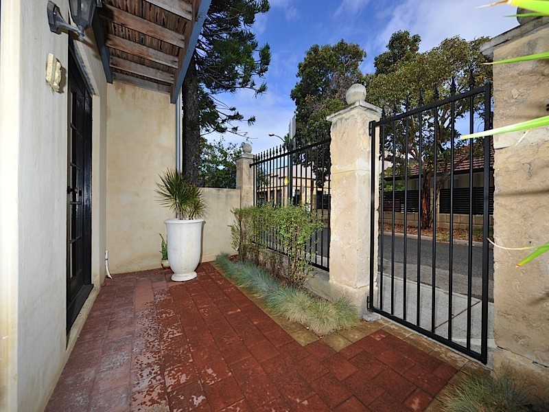 12 Axon Street, Subiaco WA 6008