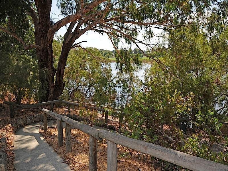 B8/66 Great Eastern Highway, Rivervale WA 6103