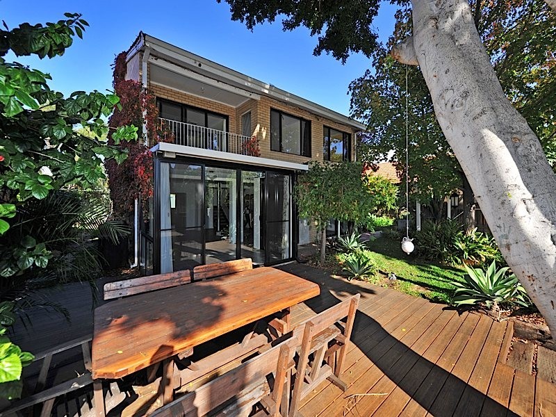 61 Woolwich Street, West Leederville WA 6007