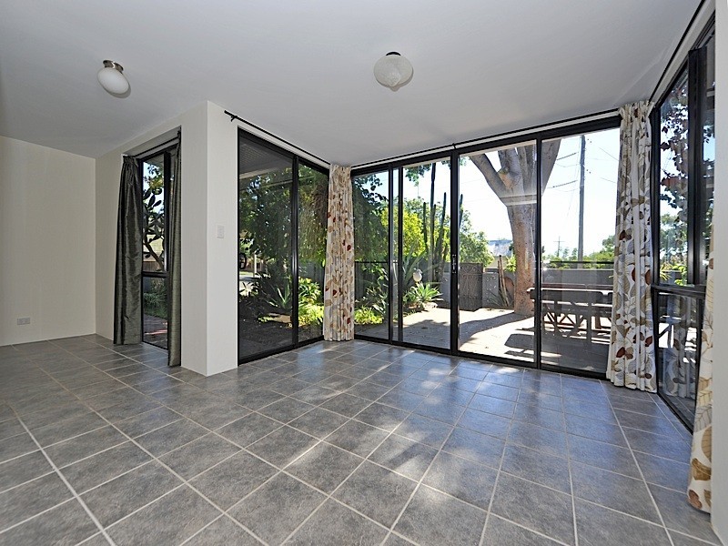 61 Woolwich Street, West Leederville WA 6007