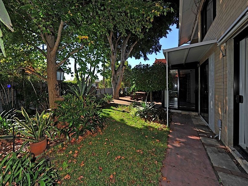 61 Woolwich Street, West Leederville WA 6007