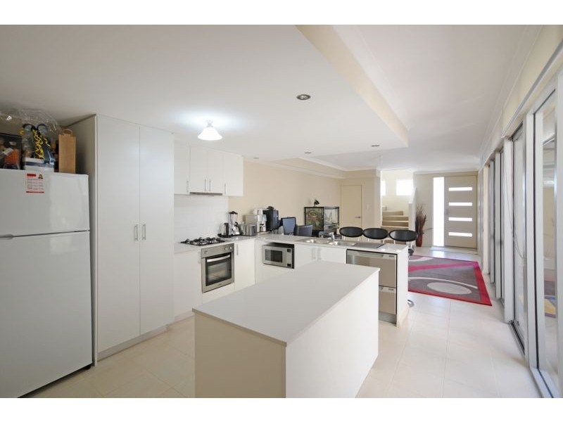 9/183 Marmion Street, Fremantle WA 6160