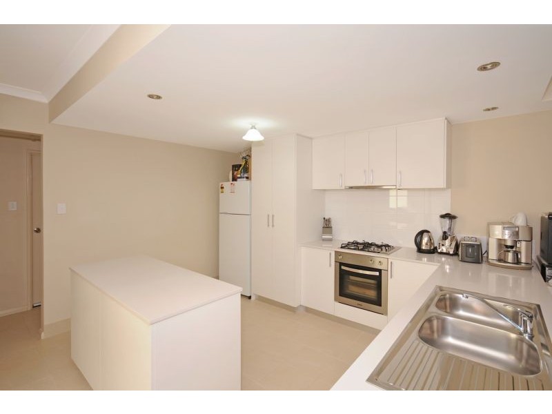9/183 Marmion Street, Fremantle WA 6160