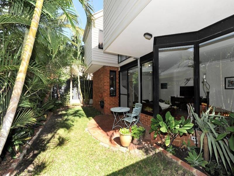 111D Richmond Street, Leederville WA 6007